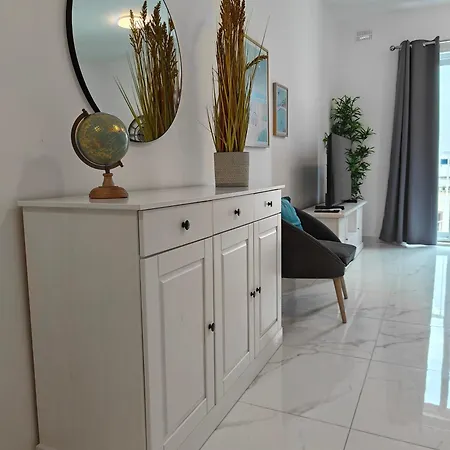 Elegant * Gzira